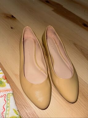 Kelly & Katie Women's Yellow Pointed-Toe Ballet Flats
